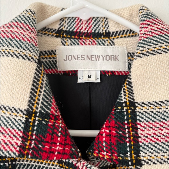 Jones New York Red Cream Green Plaid Button Down Skirt Suit Size 6 - Picture 3 of 10